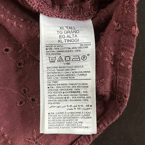 Bohemian eyelet peasant poet Blouse - Picture 10 of 10